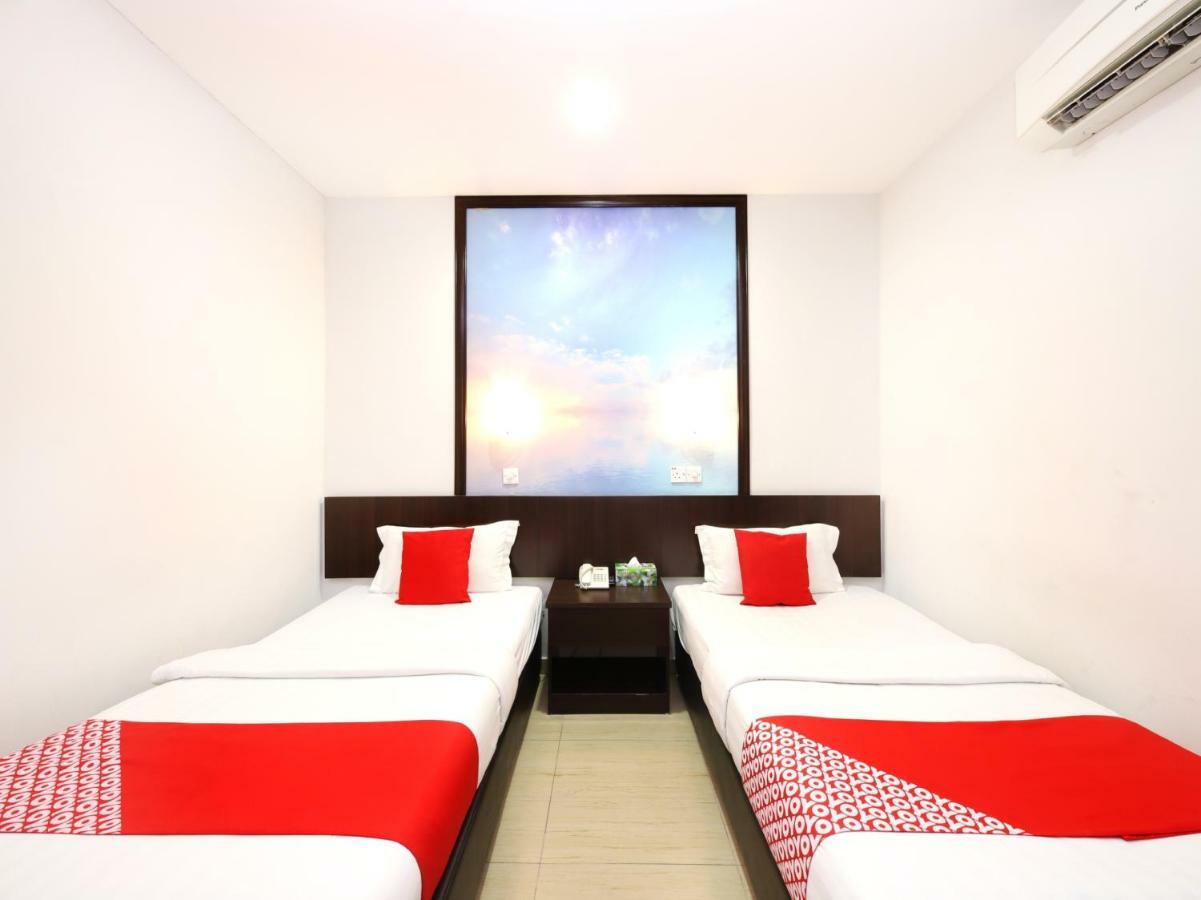 Oyo 498 D&F Boutique Hotel Senawang Σερεμπάν Εξωτερικό φωτογραφία