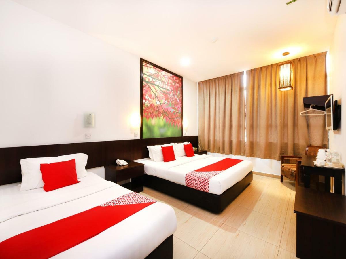 Oyo 498 D&F Boutique Hotel Senawang Σερεμπάν Εξωτερικό φωτογραφία