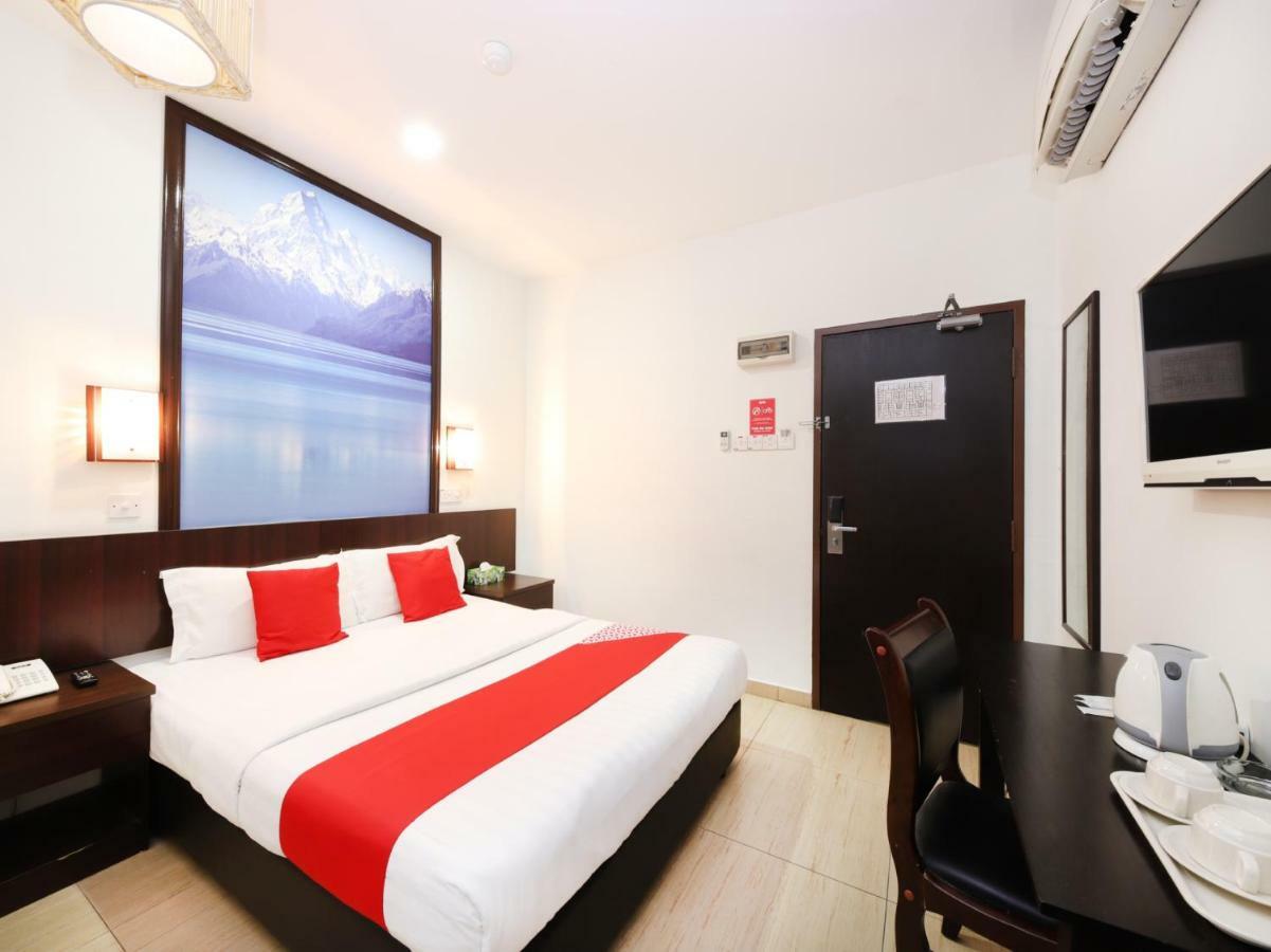 Oyo 498 D&F Boutique Hotel Senawang Σερεμπάν Εξωτερικό φωτογραφία