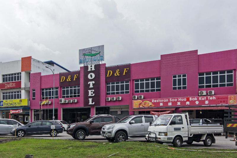 Oyo 498 D&F Boutique Hotel Senawang Σερεμπάν Εξωτερικό φωτογραφία